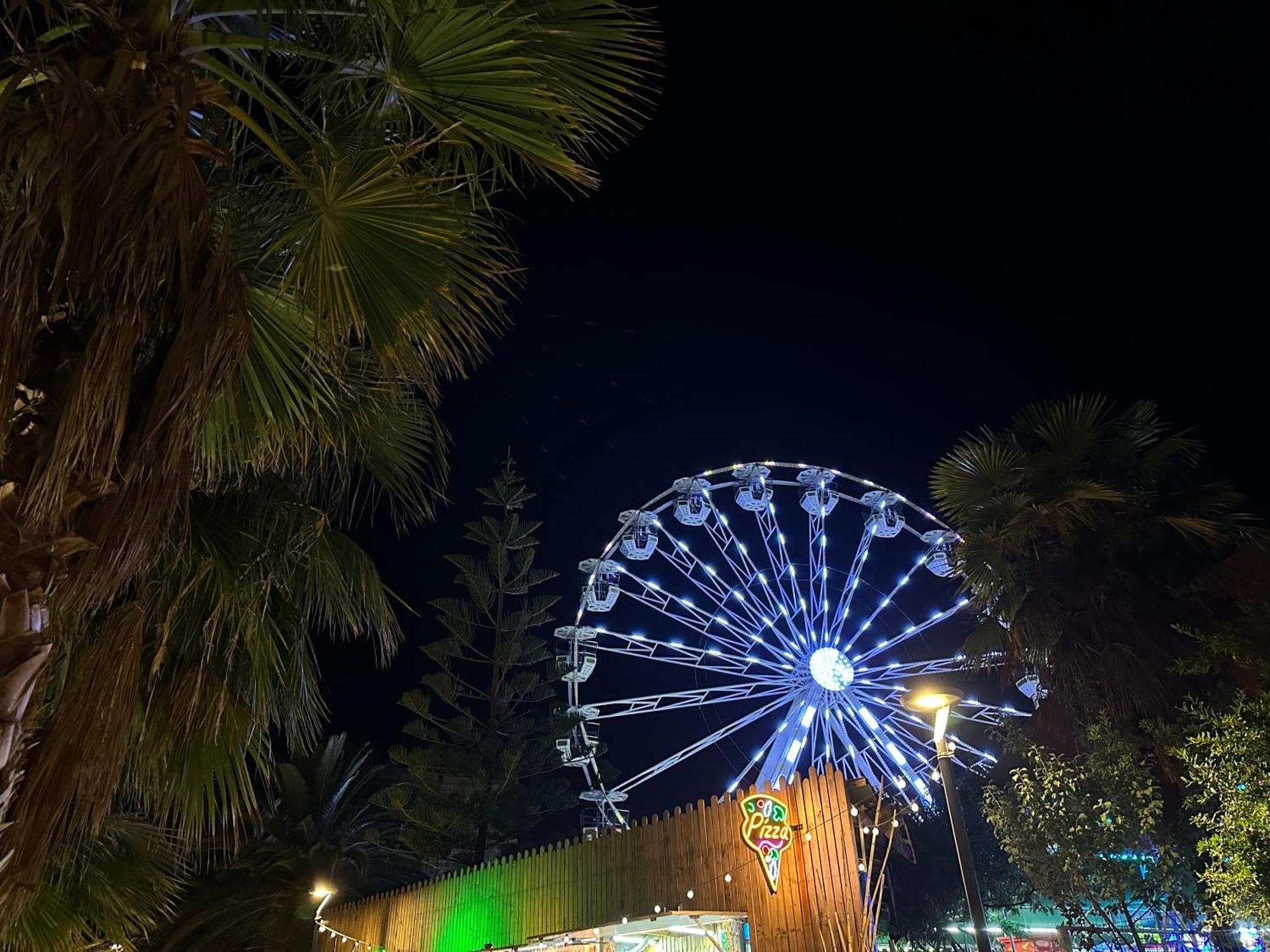 K&T Boulevard Studio Saranda エクステリア 写真